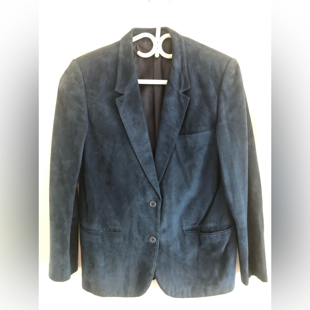 Not available til April

Elegant Blue Women's Jacket